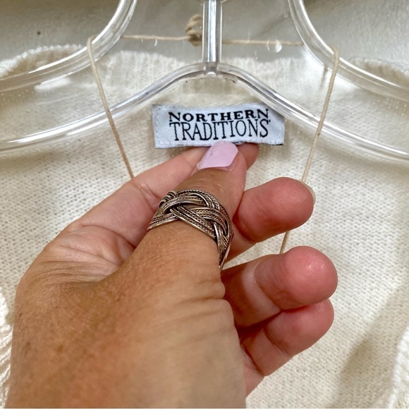 Farmhouse prairie vibe vintage floral embroidered boho vintage cardigan sweater - Picture 6 of 14